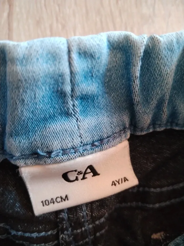 Jeans licorne 4 ans - photo numéro 3