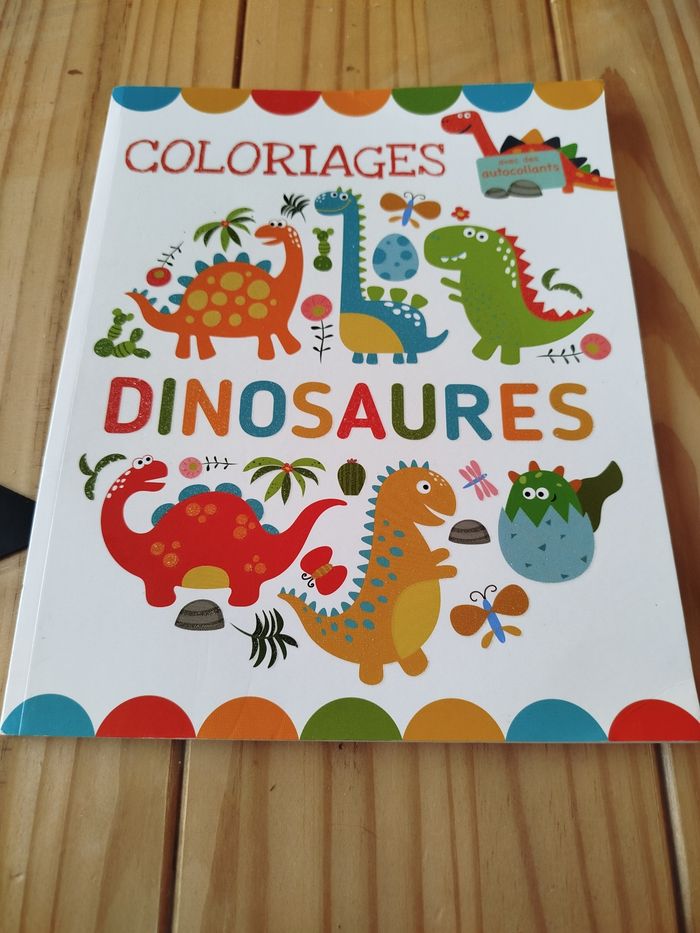 Coloriage dinosaures