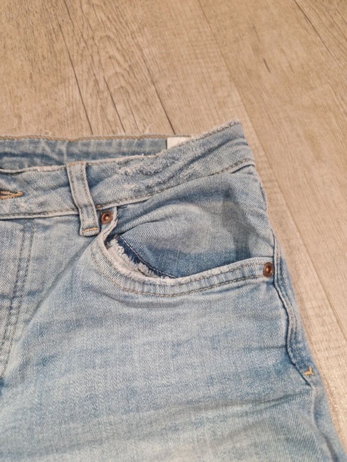 Jean bleu - photo numéro 4