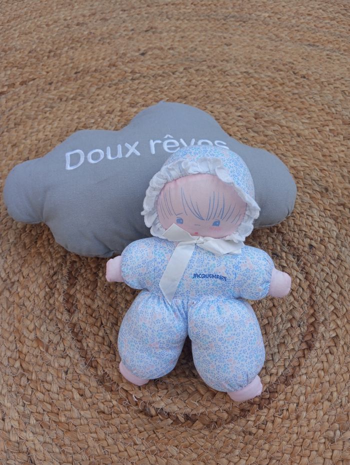 Doudou poupée