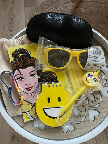 Coffret cadeau enfant ado lunettes soleil été