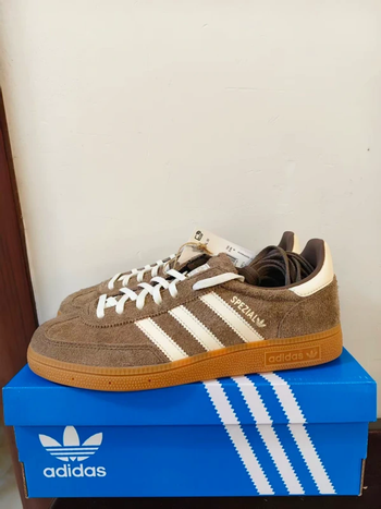 Adidas  HANDBALL SPEZIAL taille 40