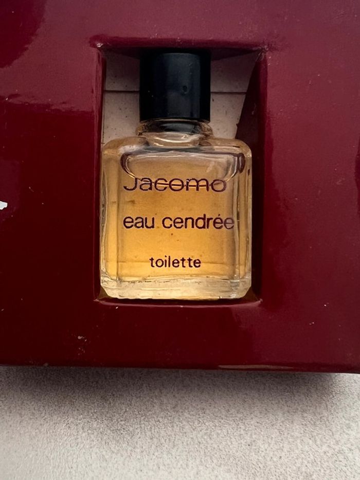 Parfum miniature Jacomo eau cendrée - photo numéro 3