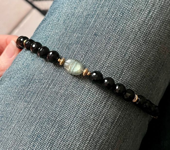 Bracelet amulette scarabée Labradorite et Onyx noir - photo numéro 9
