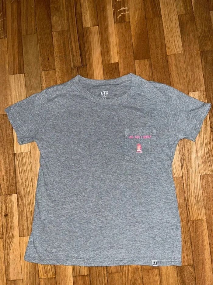 Teeshirt Uniqlo Mario Princess Peach Mario Nintendo XS #EmmaLilleXS34