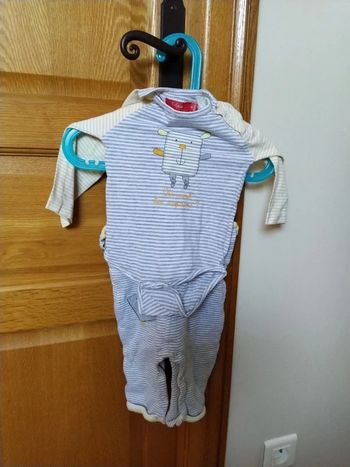 Salopette et body ml 6 mois