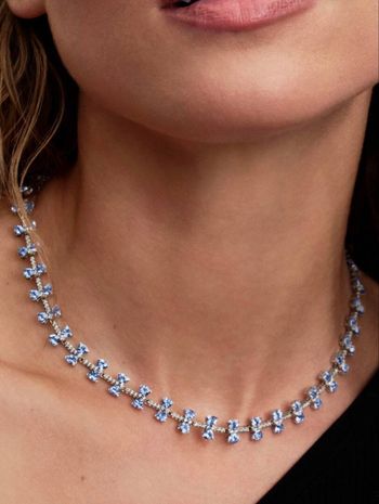 Collier bridgerton noeuds bleus