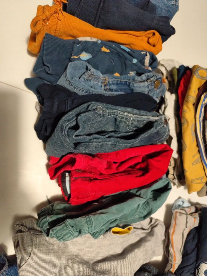 Gros lot vêtements garçon 18 mois - photo numéro 3