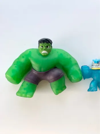 L'incroyable Hulk Géant 21 cm ! - Heroes of Goo Jit Zu - Marvel