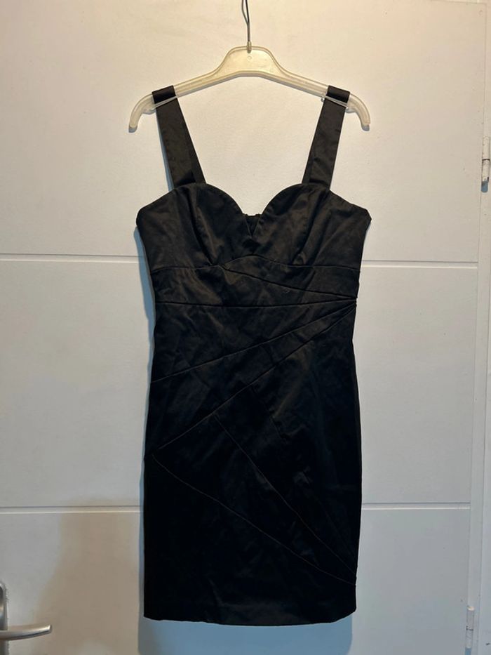 Robe noir
