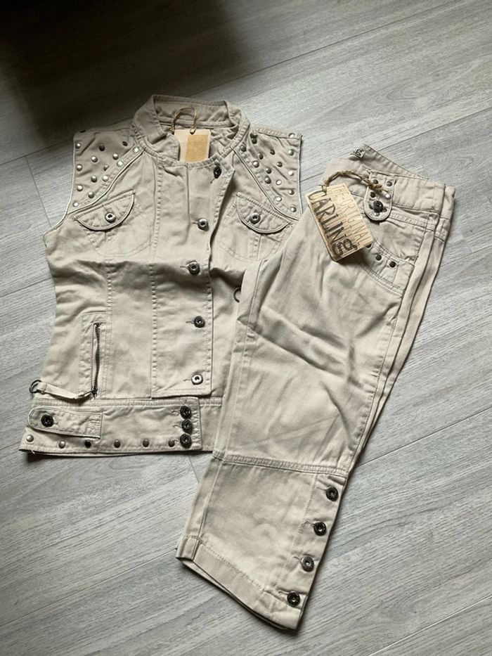 Pantacourt et veste beige clouté 10 ans (2 pièces)NEUF  n°27