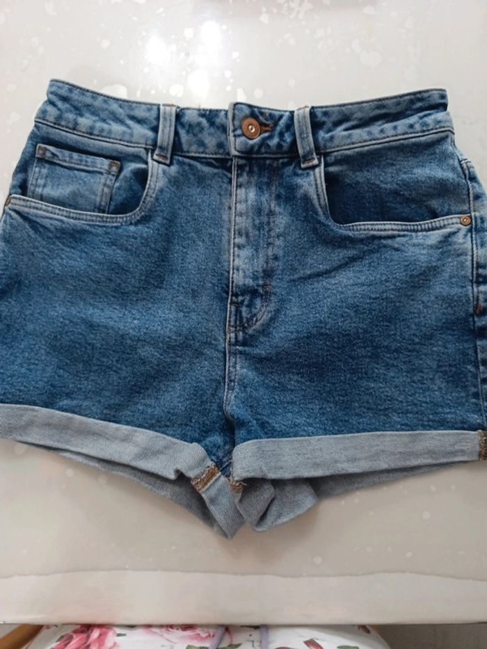 Short court en jean taille 36