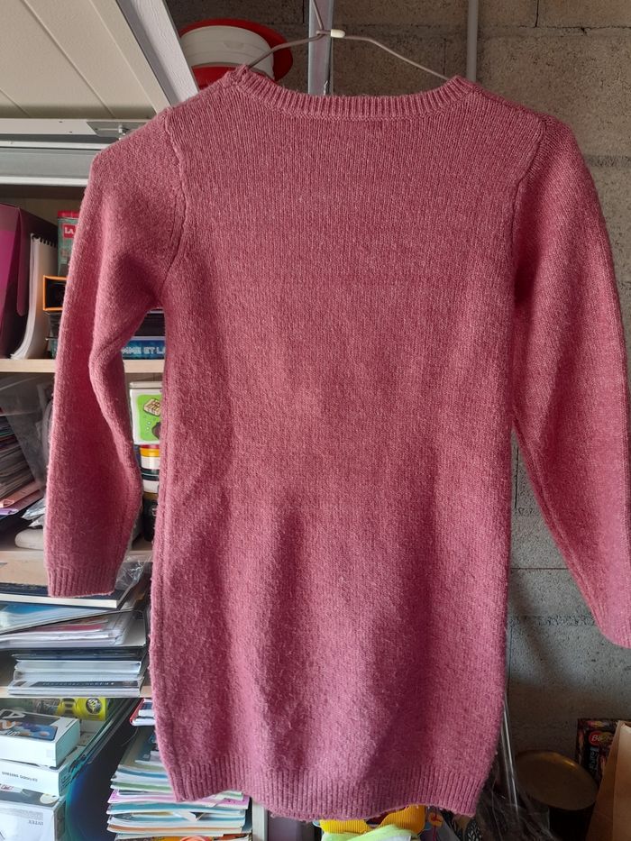 Très jolie robe de chez primark en 7-8ans - photo numéro 3