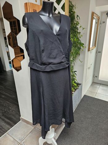 Women's robe noir taille 6Xl