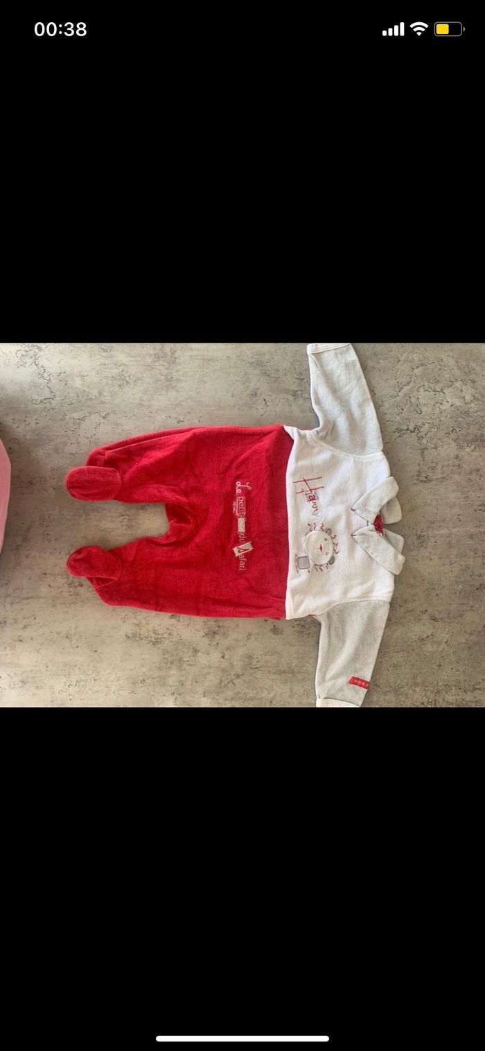 Lot pyjamas 1 mois - photo numéro 5