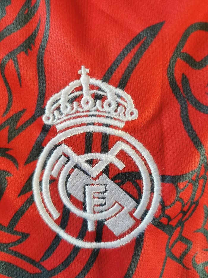 Maillot de foot  Réal Madrid - photo numéro 5