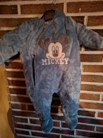 Combinaison mickey