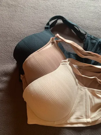 Lot de 3 soutien-gorge neufs