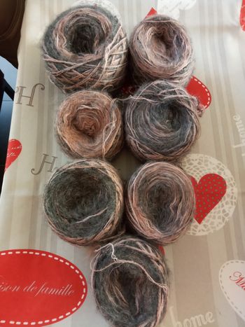 Lot de 7 Pelotes Fantaisies Tons Vieux Roses et Gris Foncés (460g)