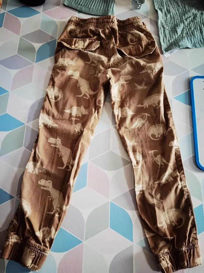 D2012 - pantalon garçon 6 ans - photo numéro 2