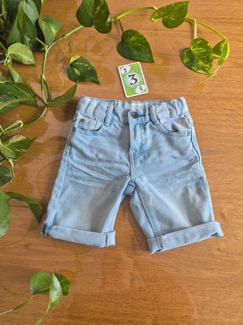 Short 3 ans