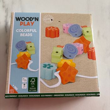 Perle à enfiler en bois