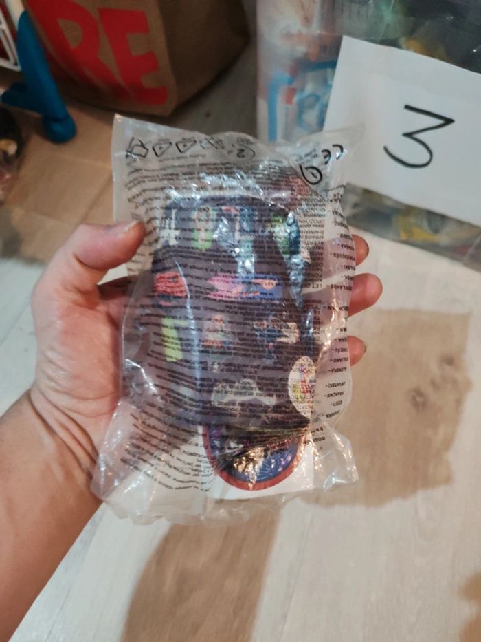 Figurine McDonald's hotel Transilvania - photo numéro 3