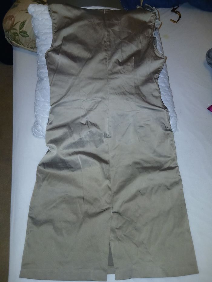 Robe élégante. Soirée et sortie - photo numéro 2