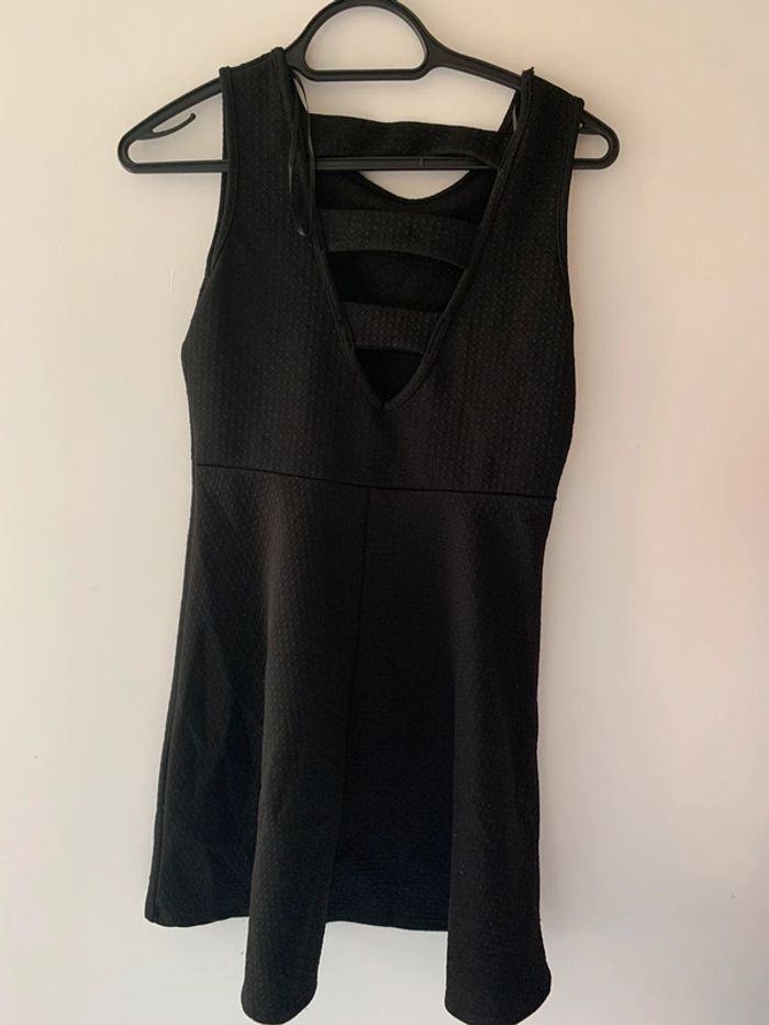 robe dos nu Jennyfer - photo numéro 2