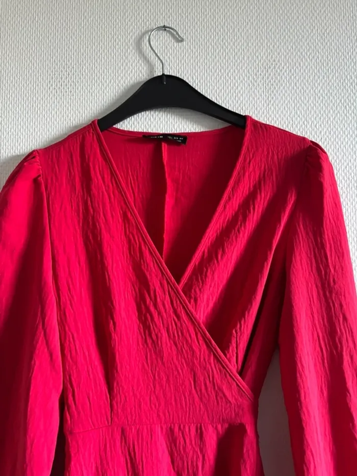 Robe rouge - portefeuille - photo numéro 3