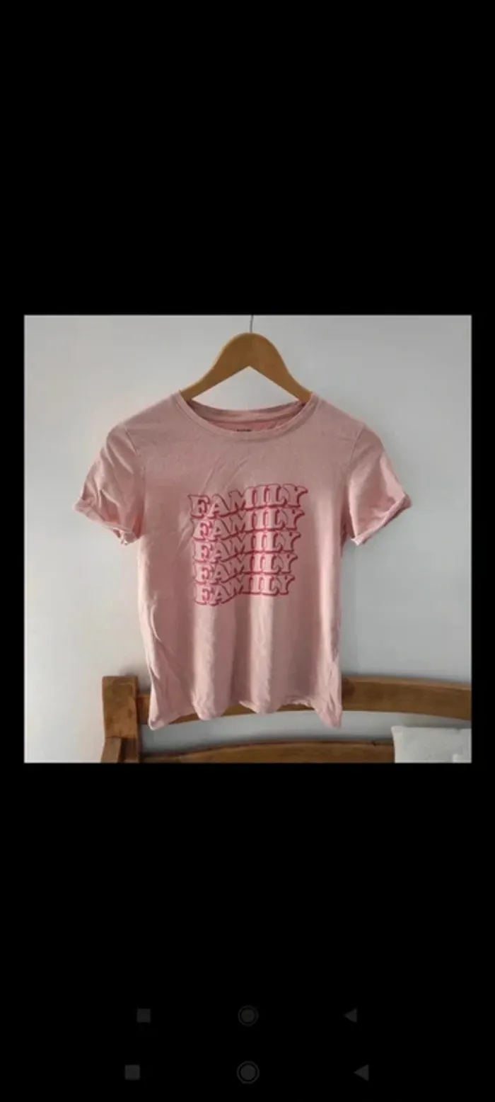 Lot de 3 tee-shirts (teddy Smith, Kiabi) fille taille XS bon état - photo numéro 2