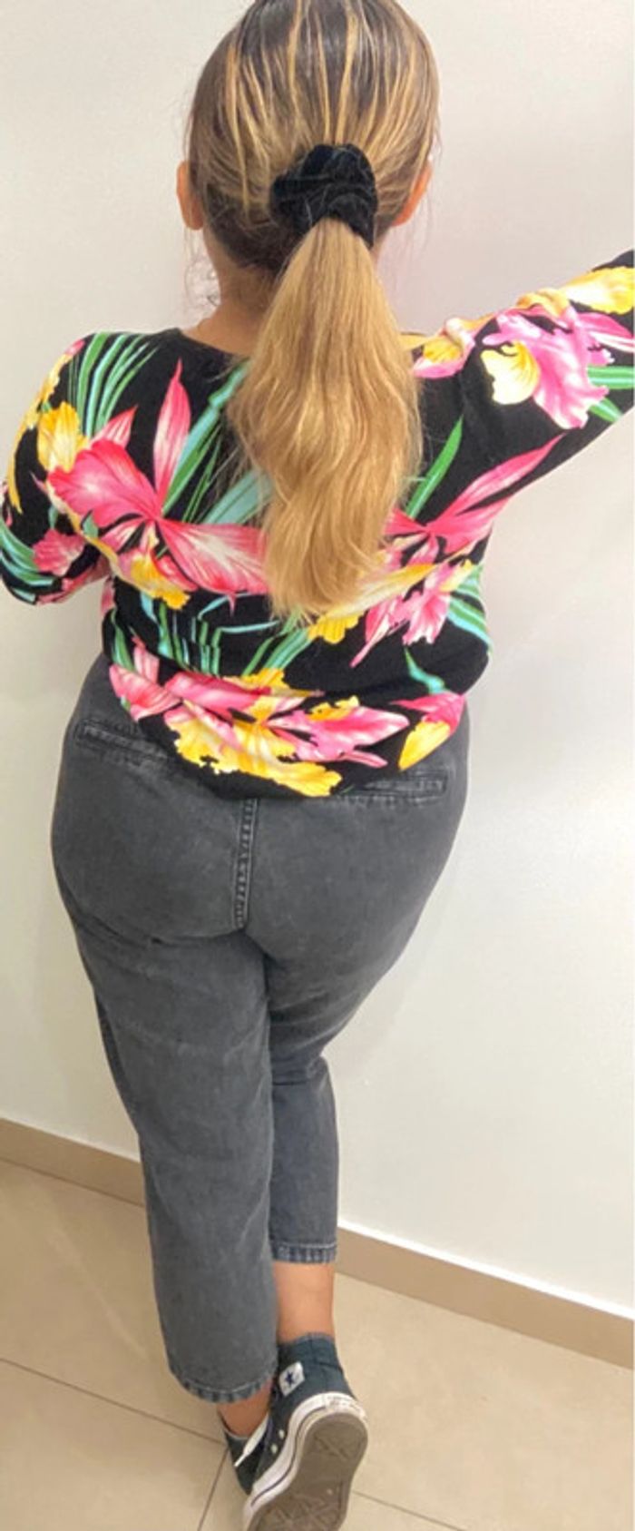 Superbe Pull Fin A Fleurs Taille L - photo numéro 7