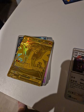 Carte méga dracaufeu gold me2