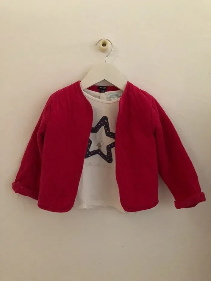 Tee-shirt manches longues et veste molleton assortie