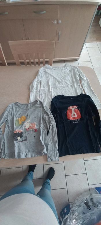 3 tee-shirt manches longues 10ans