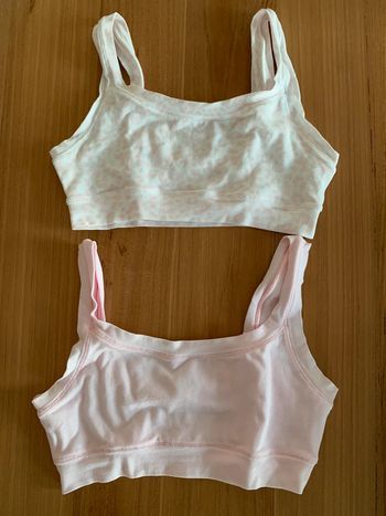 Lot de deux brassières United Colors of Benetton en 10 ans