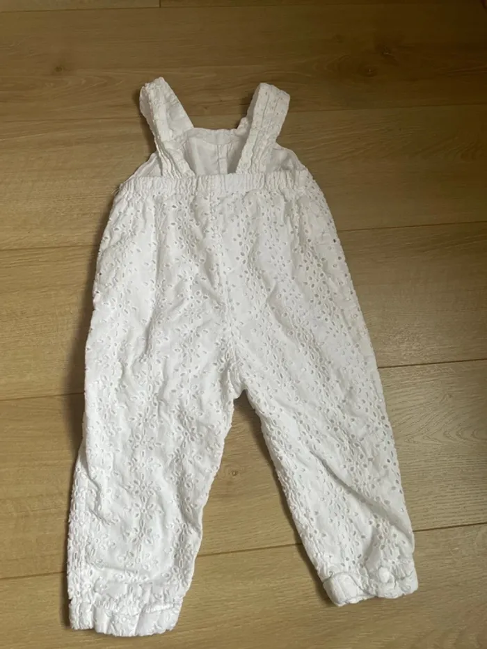 Combinaison salopette broderie anglaise Zara 3/4 ans 104cm - photo numéro 3