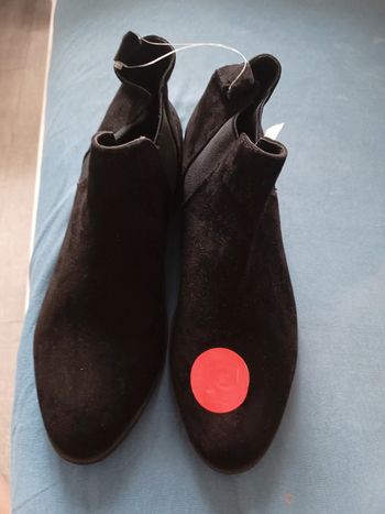Bottines noires taille 38 neuves