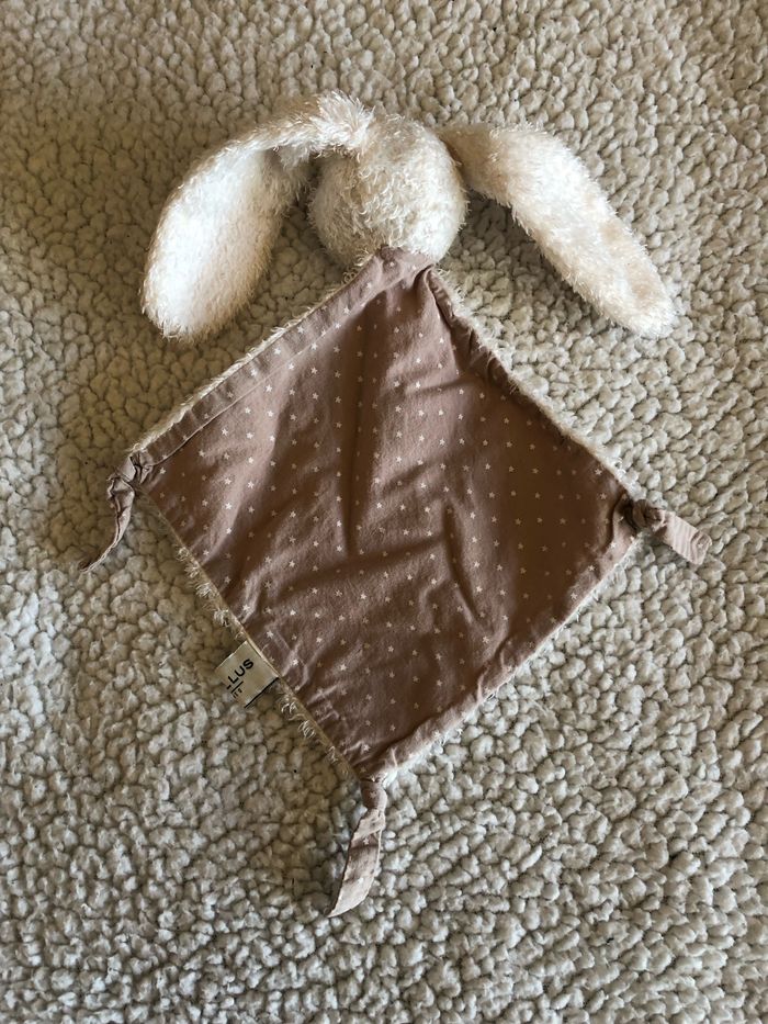 Doudou plat noeuds lapin blanc beige étoiles Cyrillus - photo numéro 2
