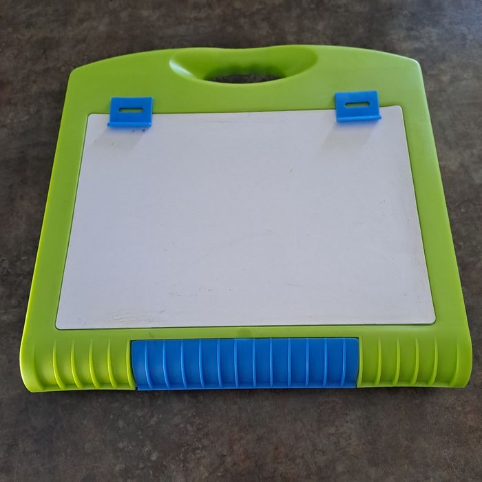 Table dessin portatif - photo numéro 3