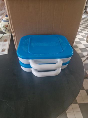 Lot de 2 boîtes de Bunchems. Parfait état.