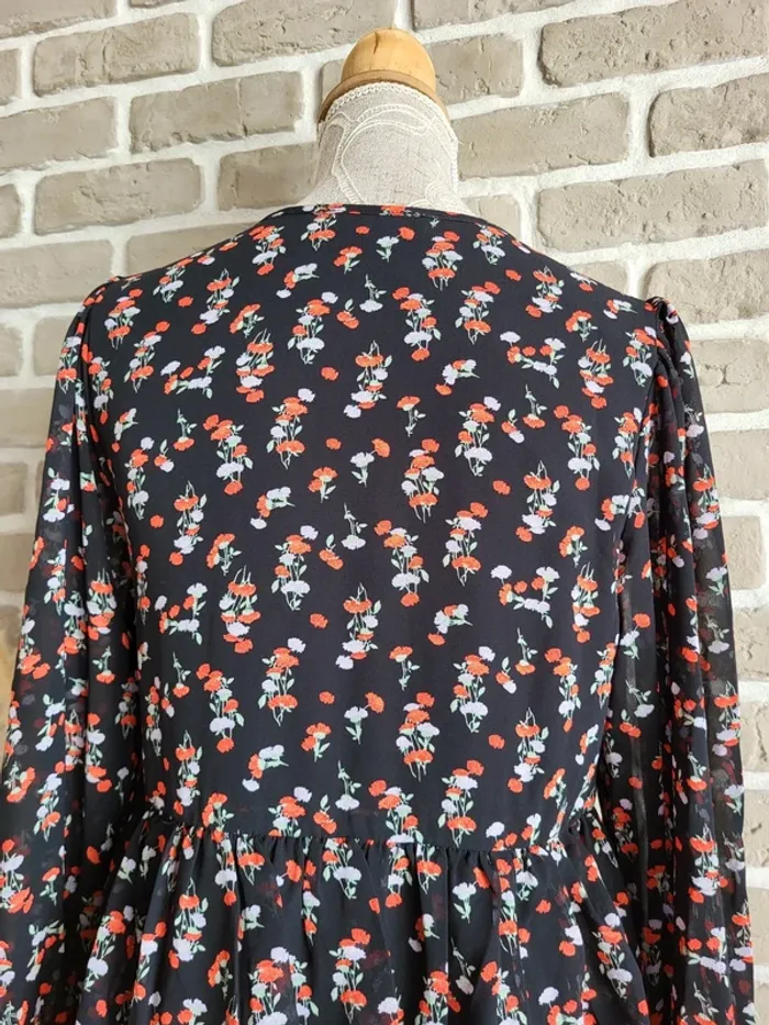 Robe fluide à volants et motifs fleuris Edited - Neuve - photo numéro 12