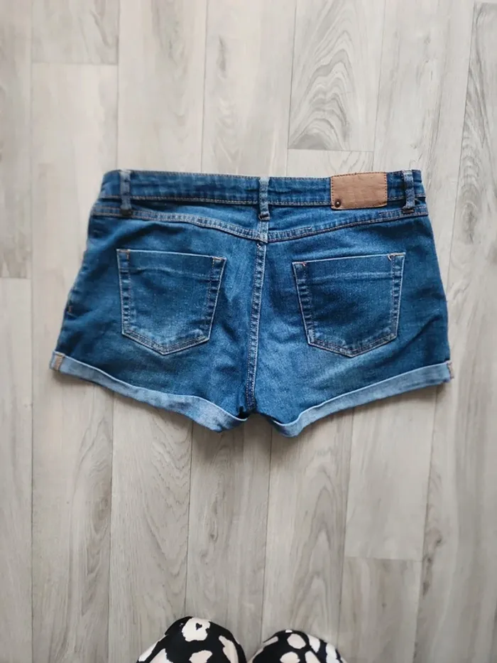 Mini short en jean T38 - photo numéro 5