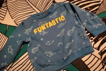 Pull in extenso dinosaure