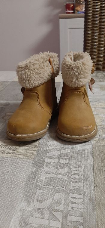 Bottines brunes taille 20