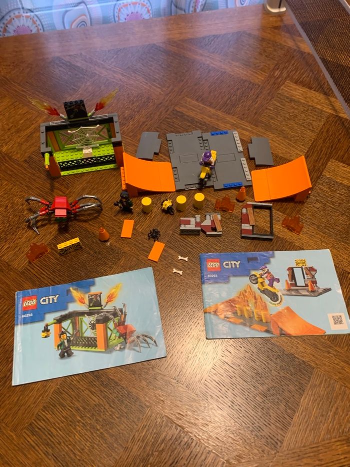 Lego l’aire d’entraînement  des cascadeurs - photo numéro 2