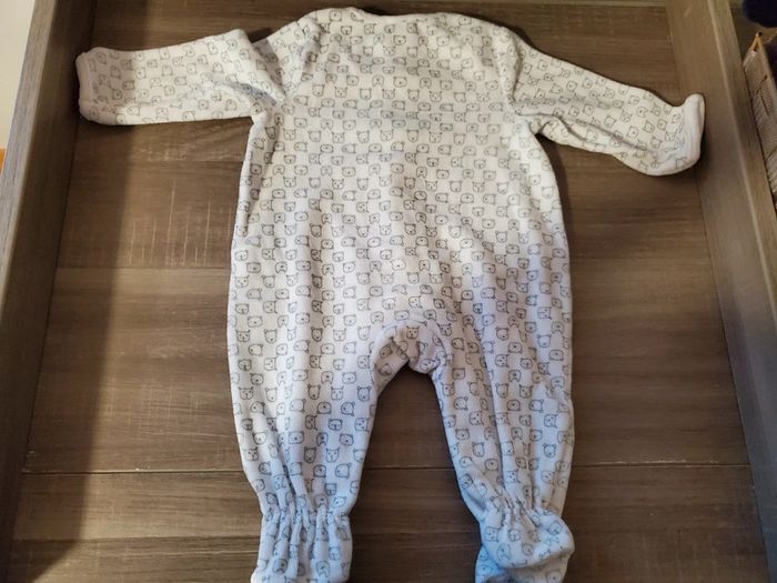 Lot de 6 pyjamas et 1 surpyjama 6 mois - photo numéro 8