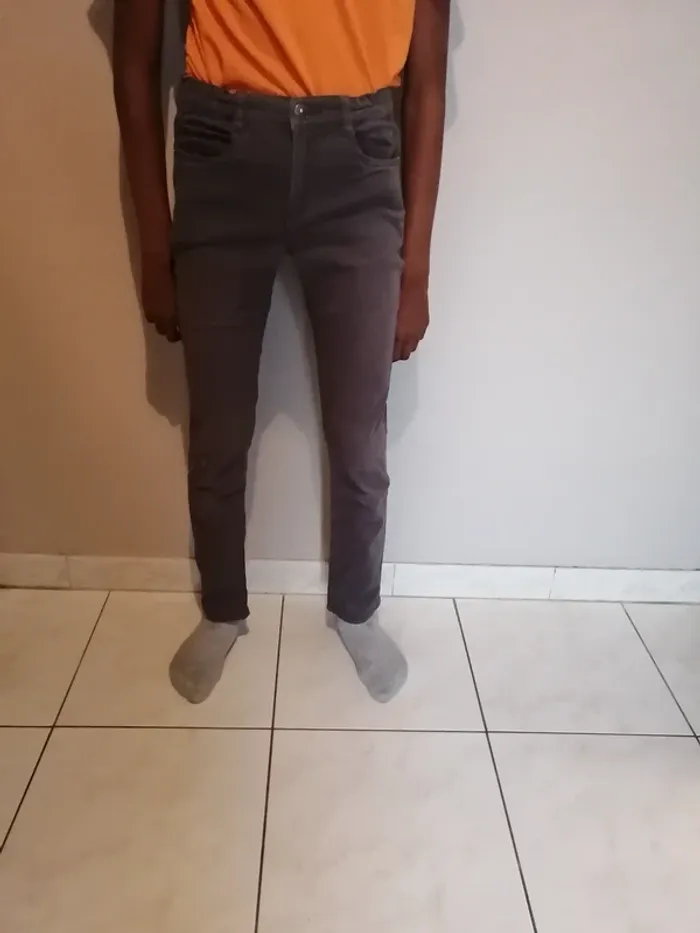 😍 Pantalon gris skinny fit 12 ans - photo numéro 2