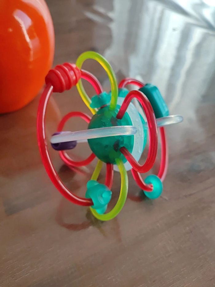 Jouet d'éveil coloré - photo numéro 2