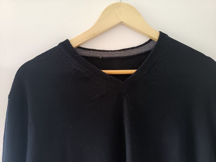 Pull noir en laine